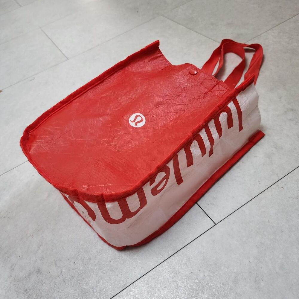 Lululemon red & white reusable tote shopping bag